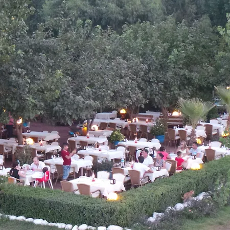 ميركان بنغالو 4*